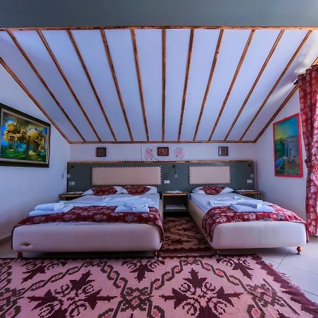 Oda'S Room ساراندا المظهر الخارجي الصورة
